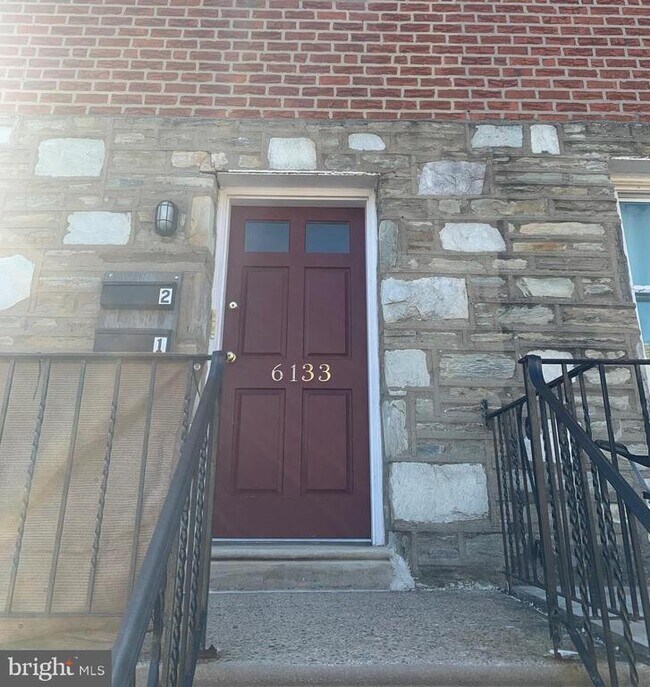 Building Photo - 6133 Algard St