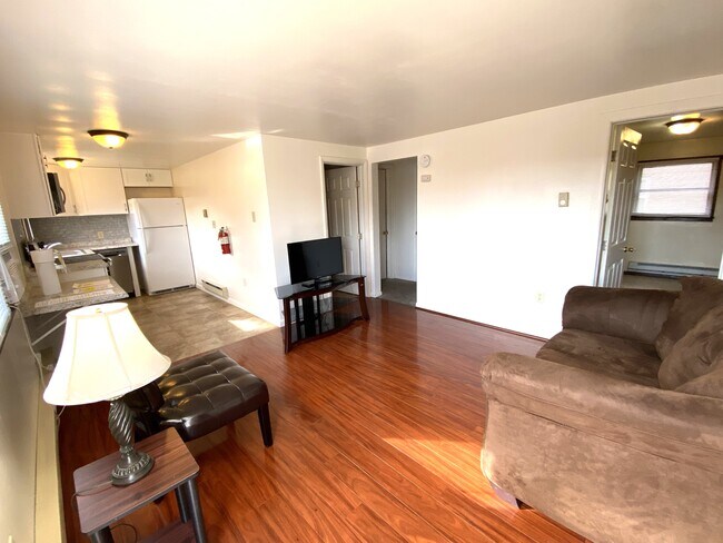 living room with hard wood floors - 931 Garman Ave