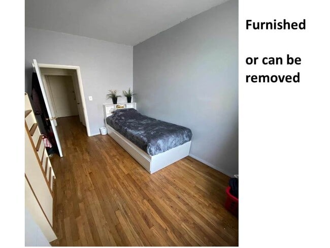 Bedroom w/ window - 337 Washington St