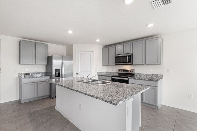 Building Photo - 5106 Plumeria Dr