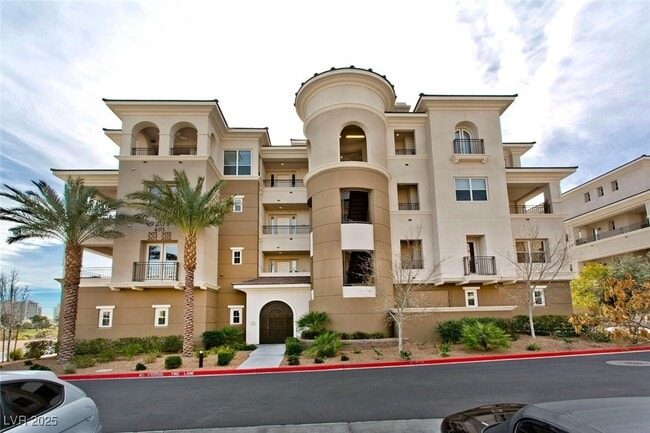 Foto del edificio - 9209 Las Manaitas Ave