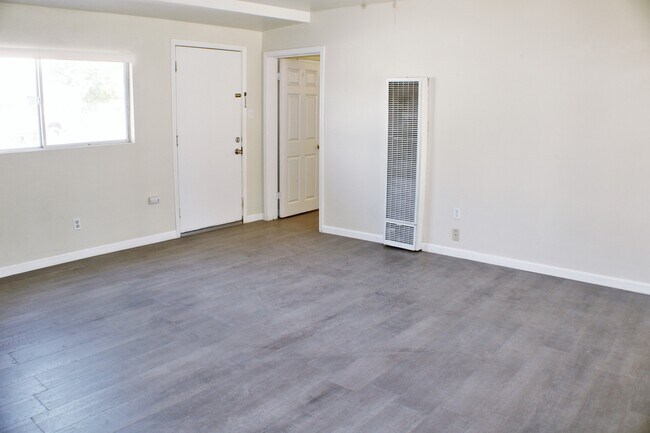 Living room - 1320 El Tejon Ave