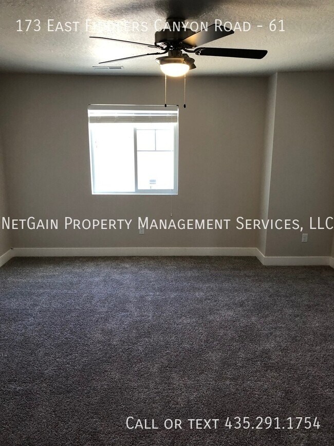 Foto del edificio - 173 E Fiddlers Canyon Rd