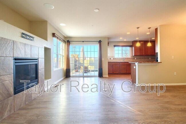 Building Photo - 14300 Waterside Ln