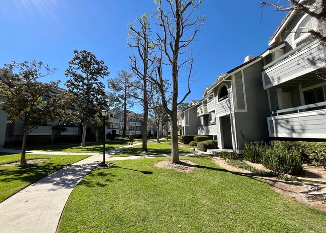 Building Photo - 26758 Claudette St