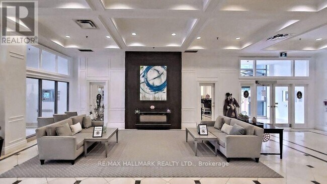 Building Photo - 33 Empress Ave