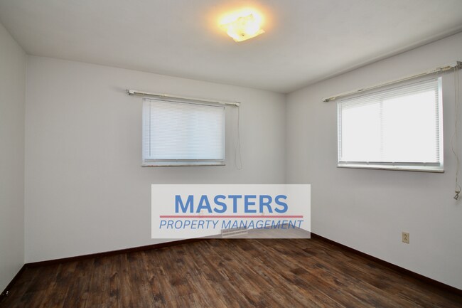 Foto del edificio - 135 Edgewood Dr