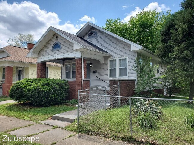 Foto del edificio - 2 br, 1 bath House - 501 Monroe Avenue