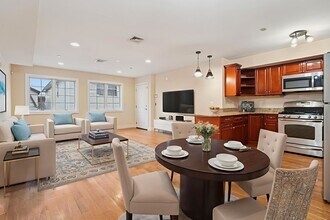 Building Photo - 124 68th St