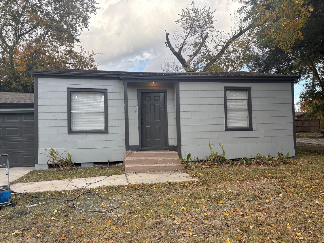 Primary Photo - 1503 16th St