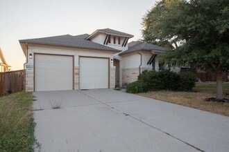 Building Photo - 14928 Iveans Way