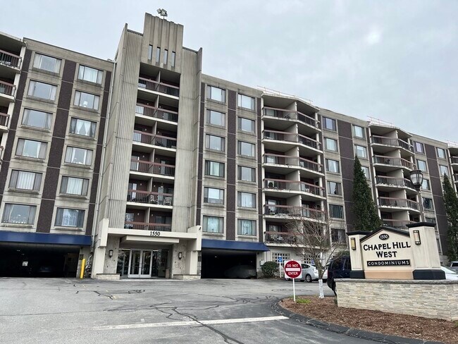 Building Photo - 1550 Worcester Rd