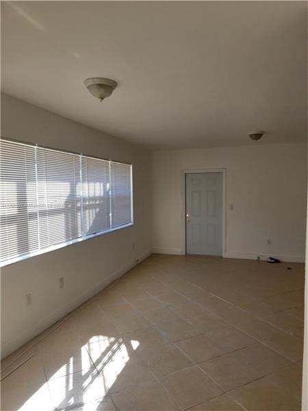 Foto del edificio - 1609 N Treasure Dr
