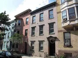 Building Photo - 398 Madison Ave