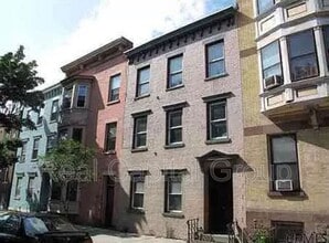 Building Photo - 398 Madison Ave