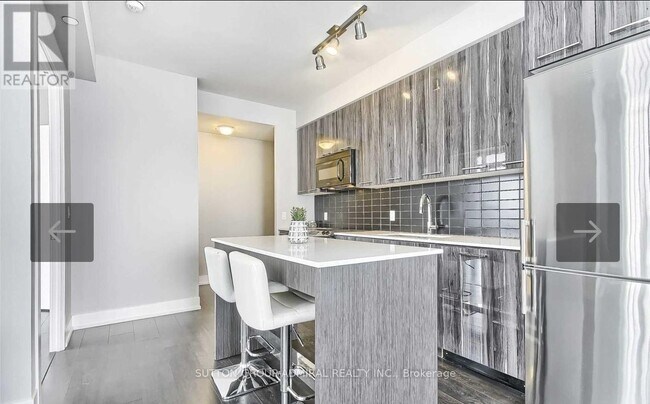 Photo du bâtiment - 9471 Yonge St