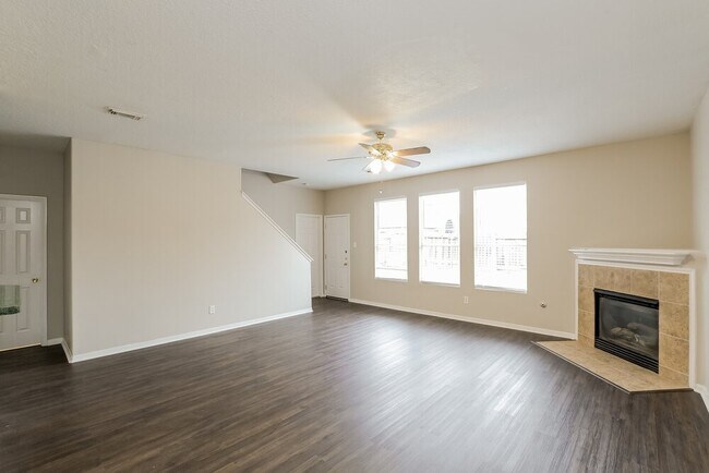 Foto del edificio - 12151 Landsdown Ridge Way