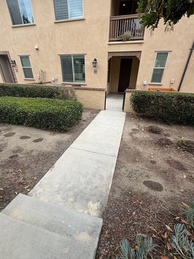 Foto del edificio - 3160 E Yountville Dr