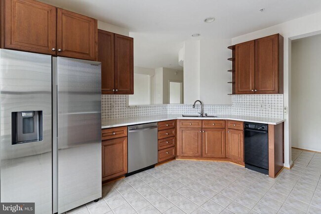 Building Photo - 1021 Leeward Way