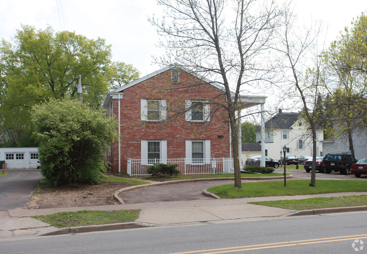 Building Photo - 1215 State St