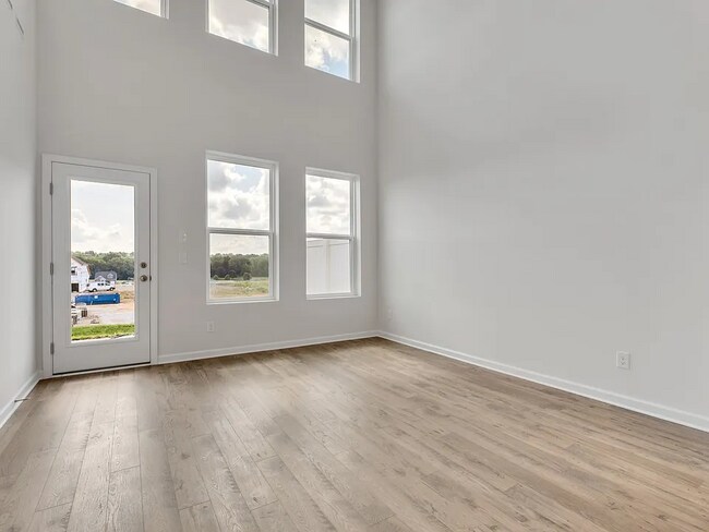 Building Photo - 605 Clb Vw Wy