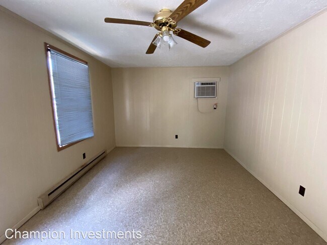 Building Photo - 2 br, 1 bath House - 517 A E. Warren Street