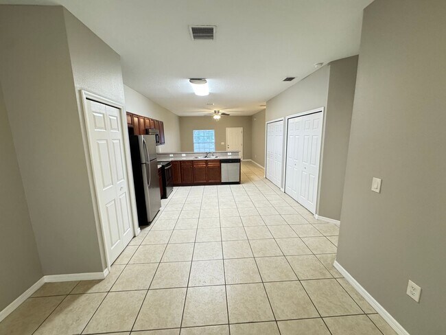 Foto del edificio - GORGEOUS, 3/2 Ready for Move-in!