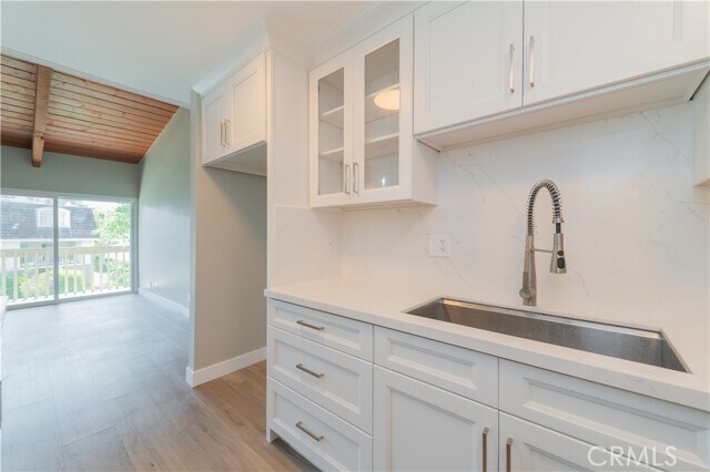 Foto del edificio - 6542 Ocean Crest Dr