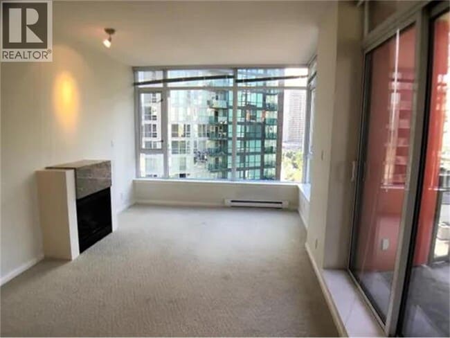 Photo du bâtiment - 1211 Melville St