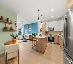 Building Photo - Elan Crown Point