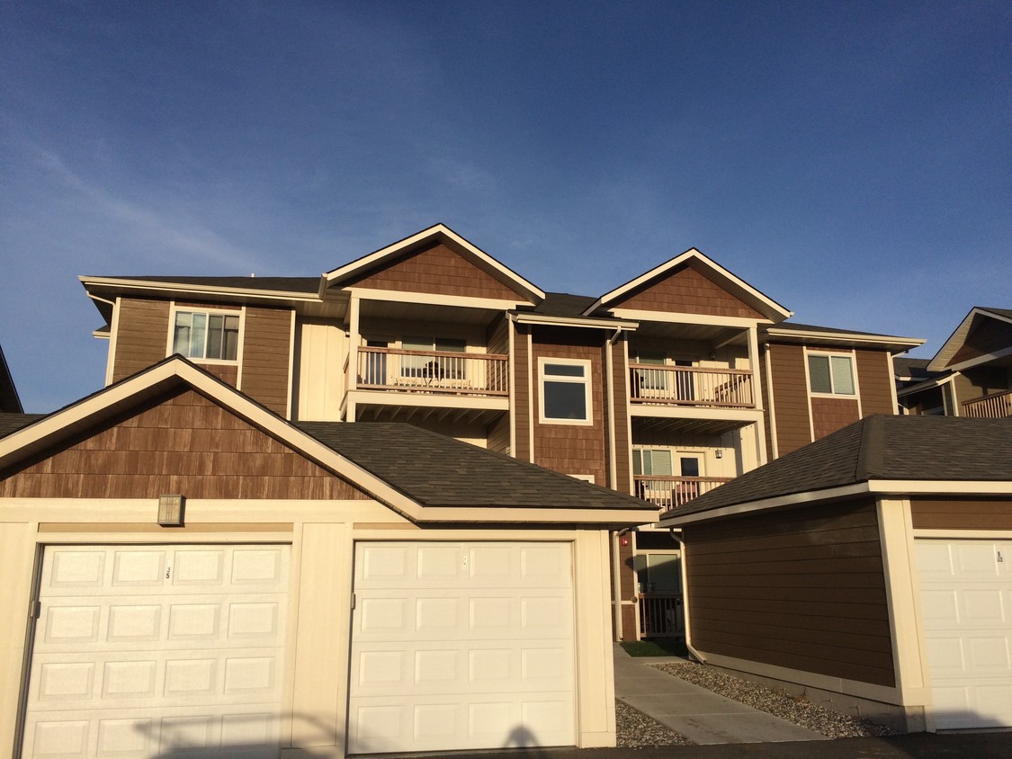 Foto del edificio - 2228-2242 Baxter Ln