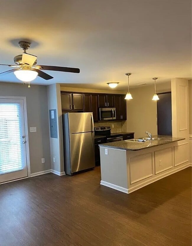 Building Photo - 2539 Gardner Park Dr