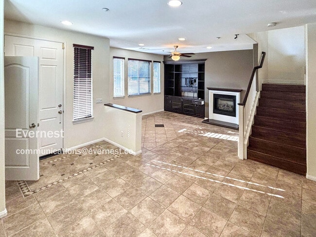 Building Photo - 10435 Whitcomb Way