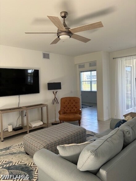 Foto del edificio - 5739 Oakmont Ct