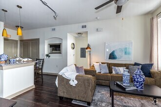 4BR, 4BA - 1518SF - The Domain at Columbia