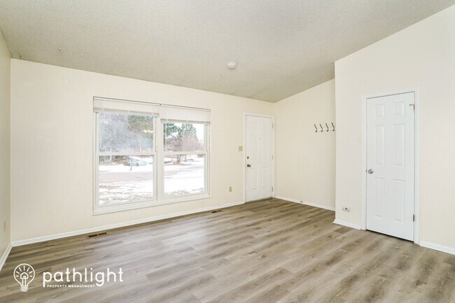 Foto del edificio - 6669 E Gambol Quail Drive, Colorado Spring...