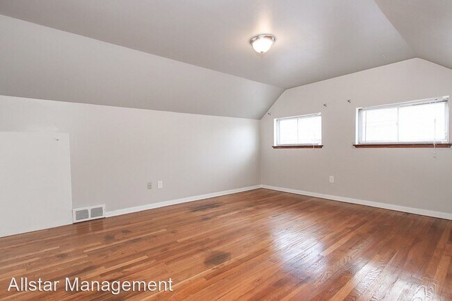 Foto del edificio - 3 br, 1 bath House - 7611 Liberty Ave