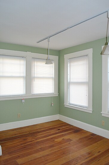 Foto del edificio - $1600 - 2BRM - 900ft2 - Bangor – Cumberlan...