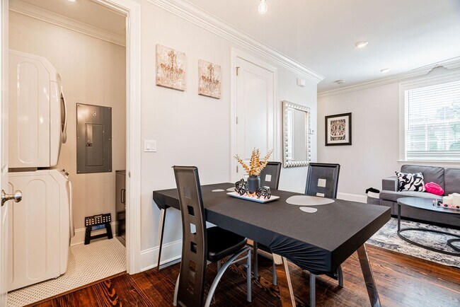 Building Photo - 1BD/1BA Near St Charles Ave/Garden District