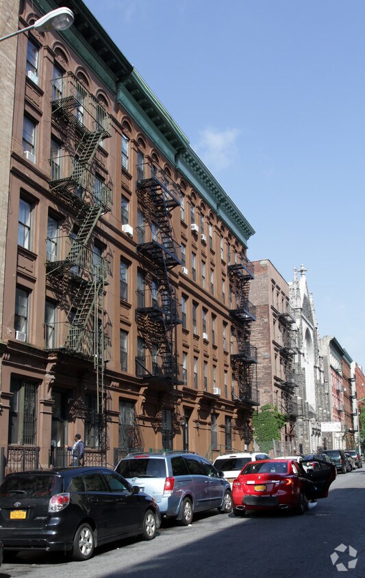 Foto del edificio - 124-128 W 137th St