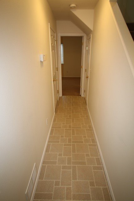 Building Photo - 3 Bedroom Condo in South Anchorage!
