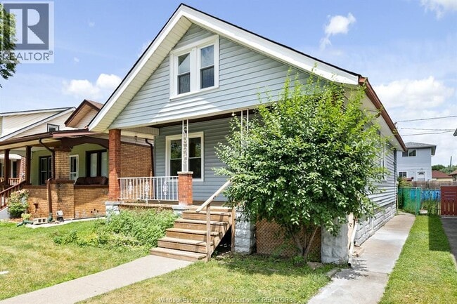 Photo du bâtiment - 1332 Howard Ave