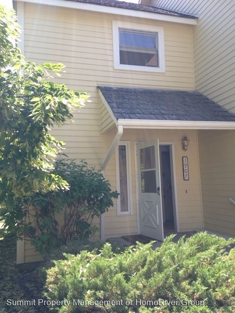 Foto principal - 2 br, 2 bath House - 1907 E. Broadway Street