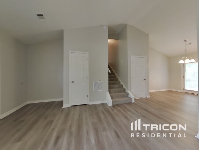 Foto del edificio - 101 Grand Oaks Way
