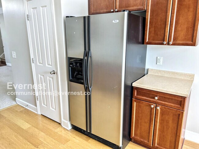 Foto del edificio - 9109 Otter Ln