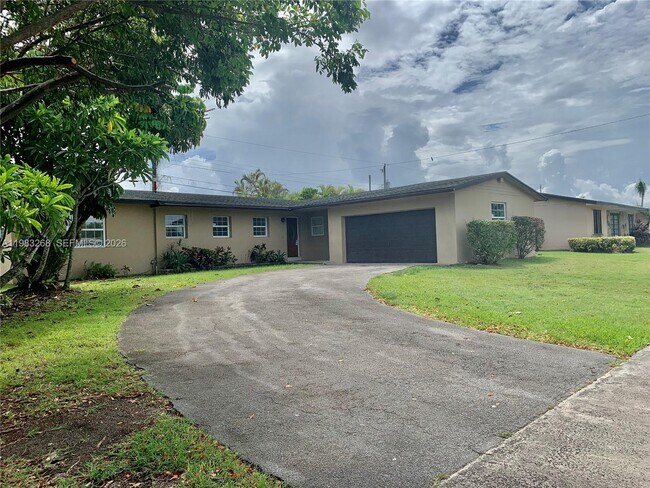 Foto del edificio - 9798 SW 158th St