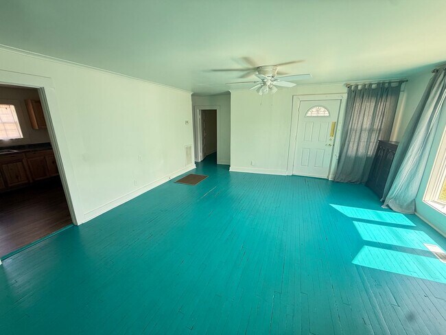 Foto del edificio - 1357 S Florence Ave