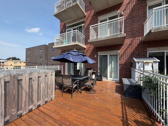 Building Photo - 3630 N Harlem Ave
