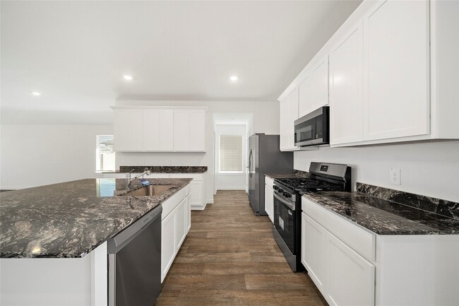 Foto del edificio - 6019 Jasper Hl Dr