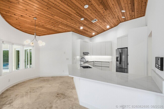 Foto del edificio - 4720 NW 28th Ave